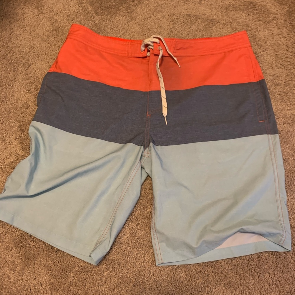 Men’s swim trunks